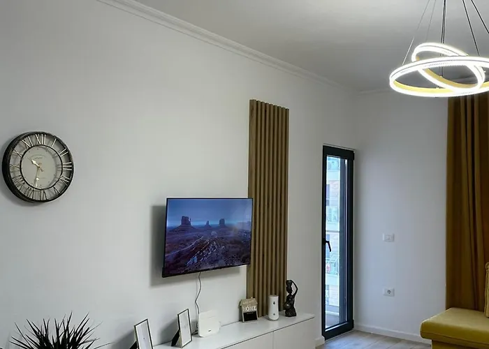 Soleis Apartman Shkozë